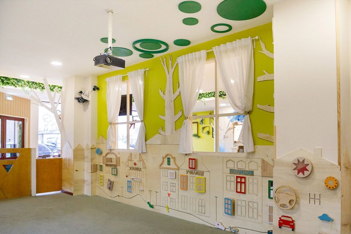 The Secret Garden - Family House