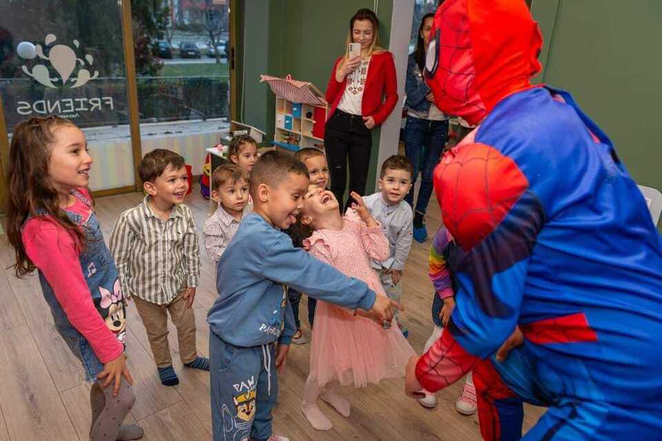 Playground Friends – Детски парти център · Манастирски ливади, снимка 5